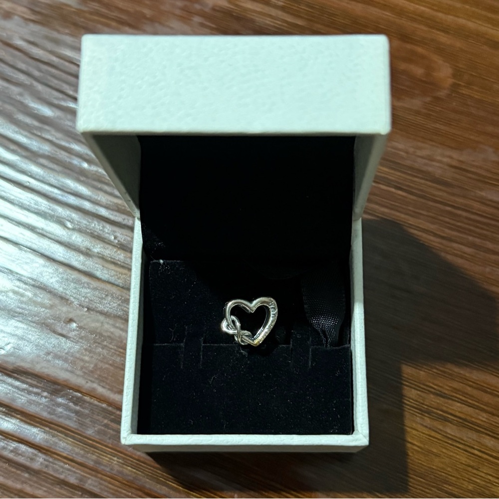 Pandora Love You Mom Infinity Heart Charm - Picture 3 of 6